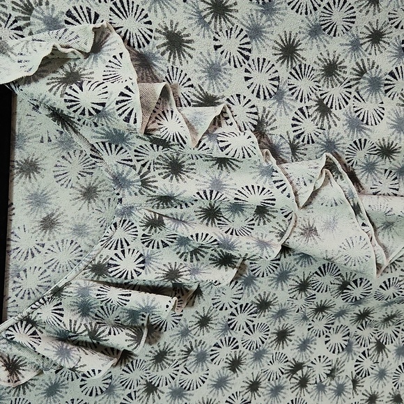 J.JILL Ruffle Front Top - Picture 2 of 6